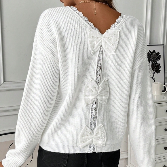 Simple Everyday Contrast Lace Bow Accent Pullover Sweater - Picture 1 of 5